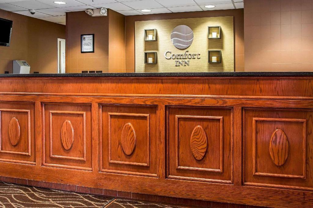 Comfort Inn & Suites University South Енн-Арбор Екстер'єр фото
